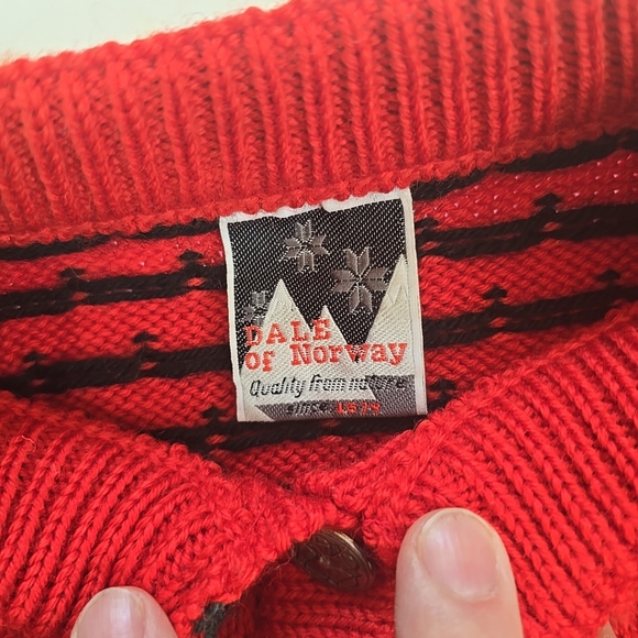 Dale Of Norway Womens Nordic Red Patterned Cardigan Size L Beauty!! - Picture 6 of 12